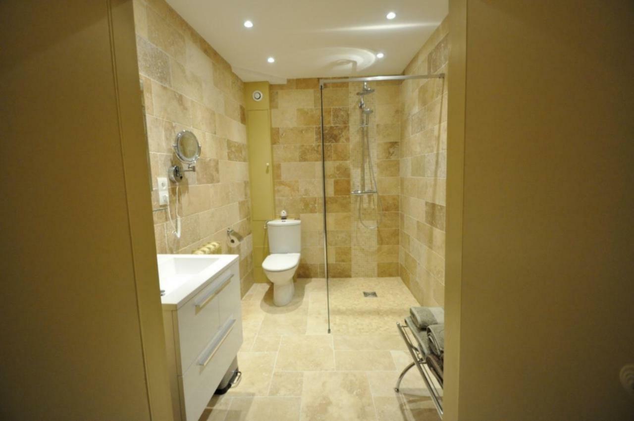 Hotel Particulier La Gobine Joigny Exterior foto